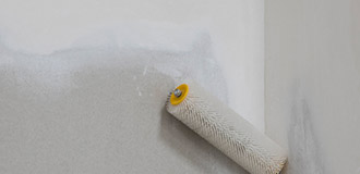 界面處理劑主要用于室內(nèi)裝飾裝修墻面的基層處理，也適用于室內(nèi)地面加固的封閉處理。