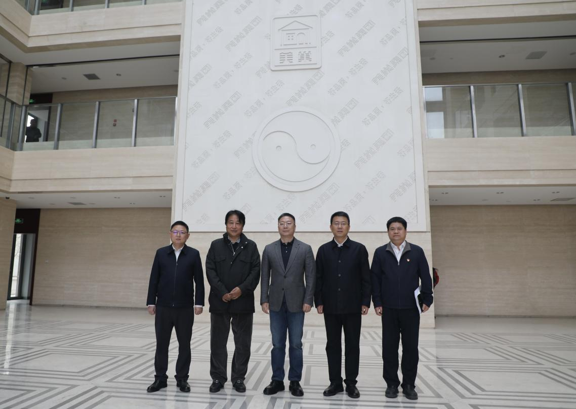 大興區(qū)區(qū)長劉學亮一行蒞臨美巢 為企業(yè)高質(zhì)量發(fā)展注入強心劑